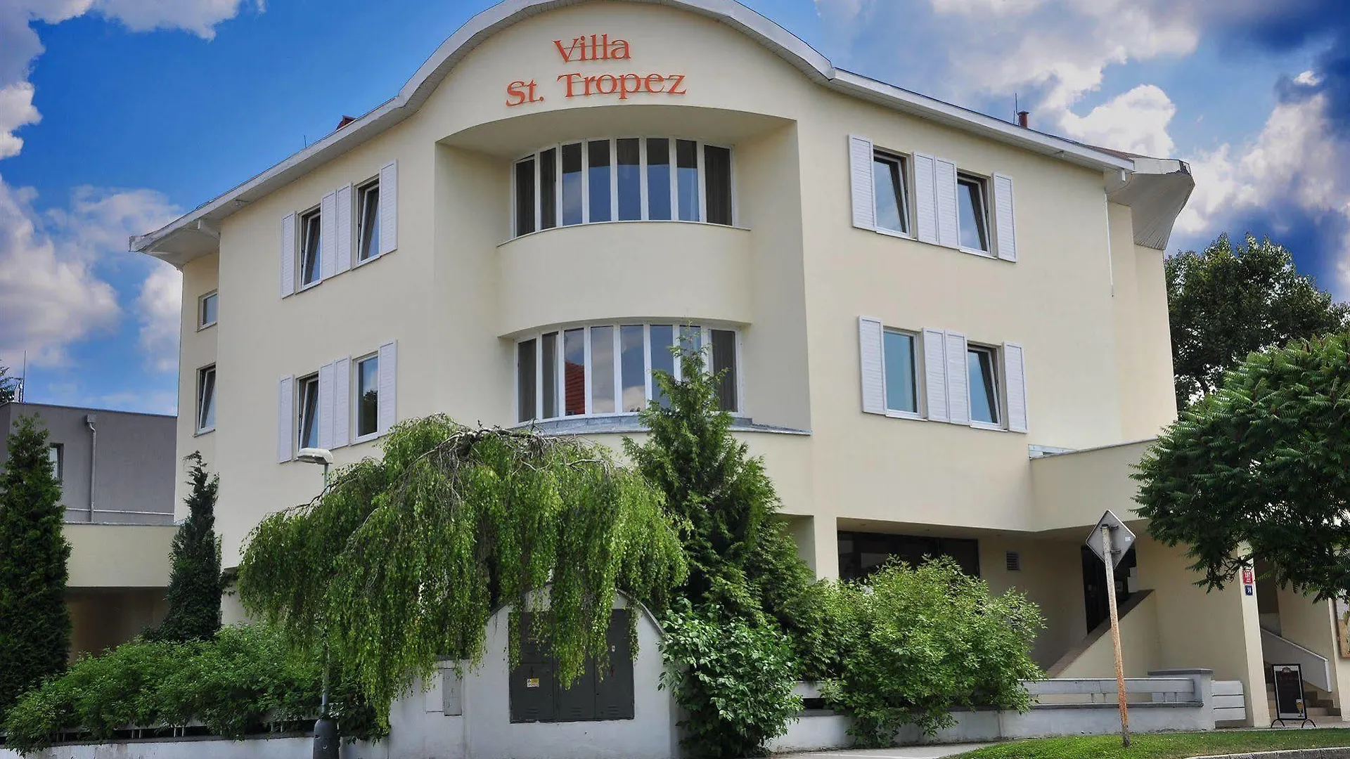 Villa St. Tropez Prága