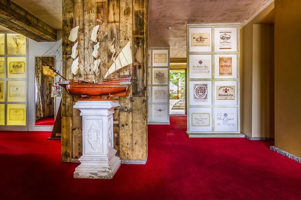 Villa St. Tropez Prague