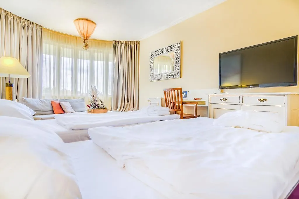 Villa St. Tropez Prague Hotel